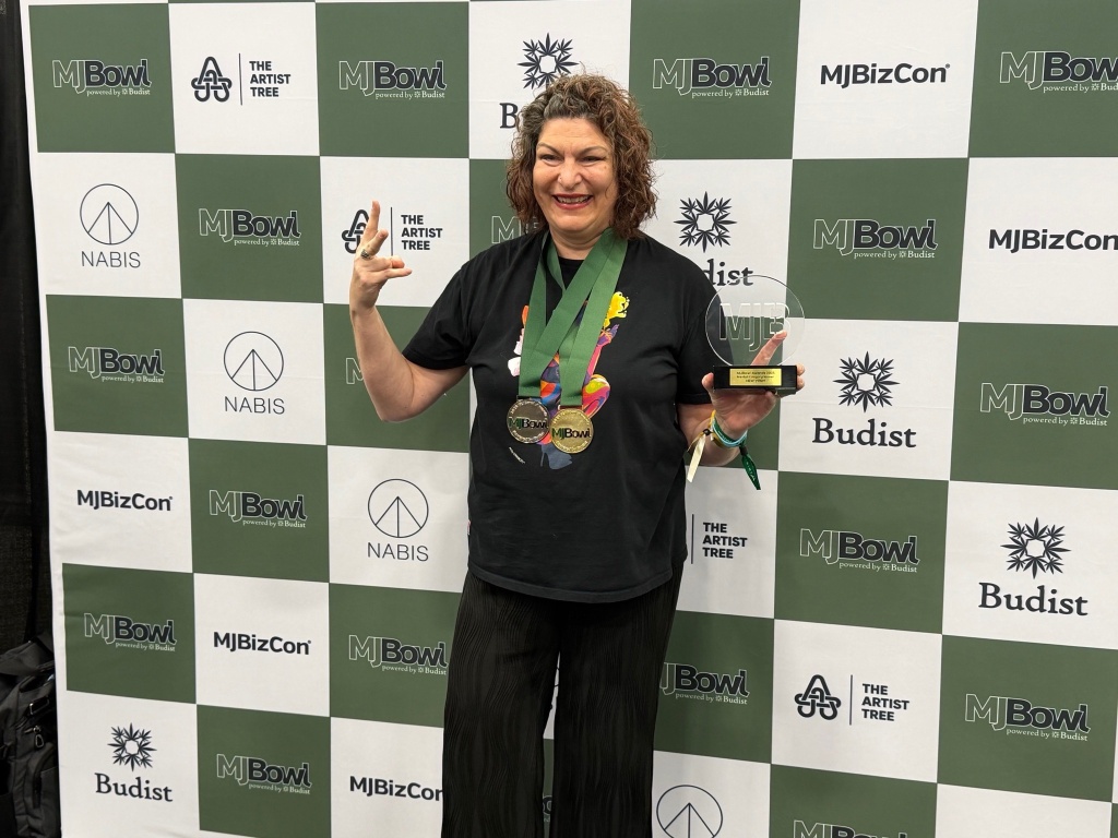 Founder of Alibi MJBowl winners